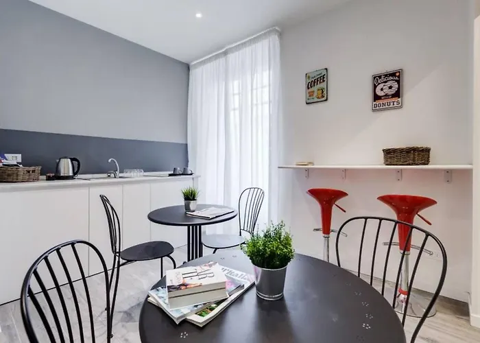 Domus Margherita Guest house *